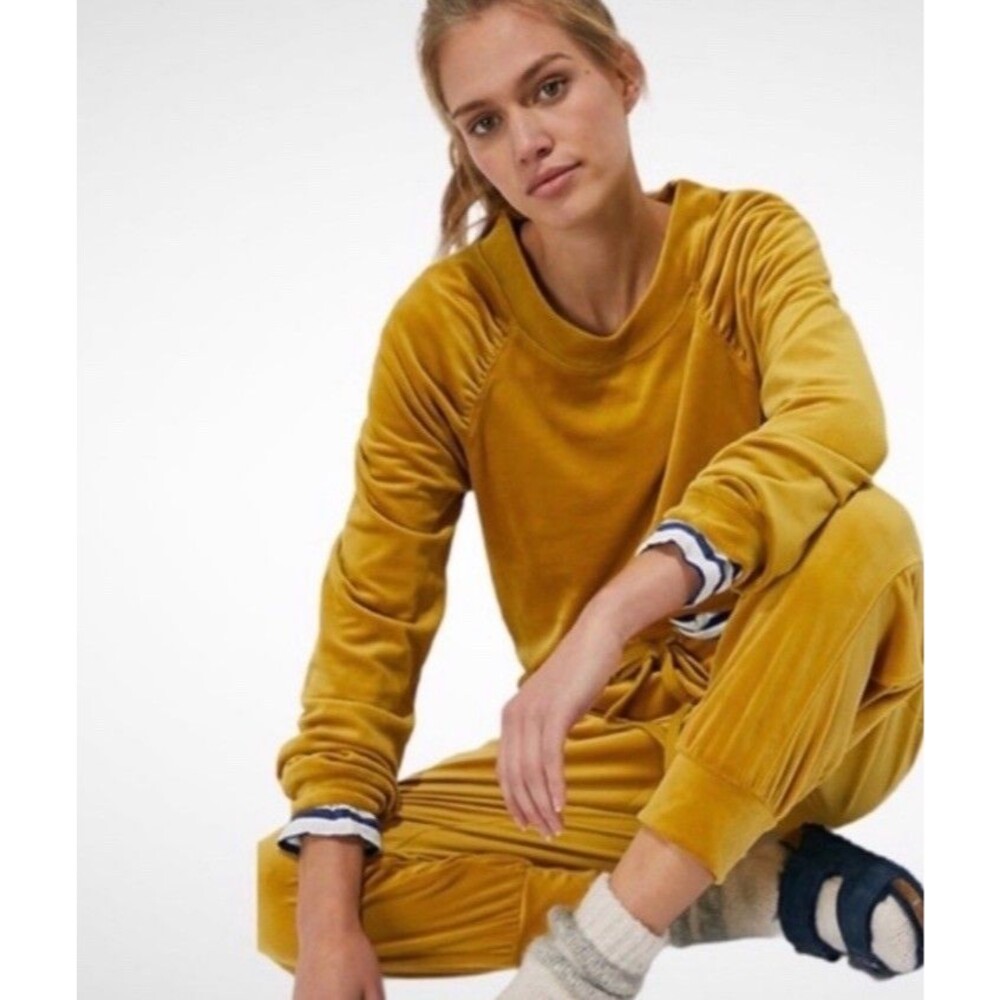 Anthropologie Saturday/Sunday Velour Mustard Yellow Sweatshirt Jogger Set Size M